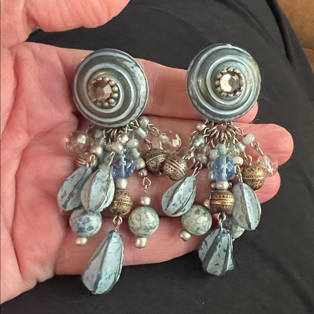 Gorgeous 80s Clip Earrings 🥰